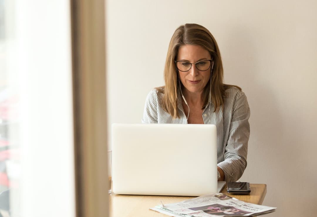 First Signs You Need a Sourcing Team in Your Organization