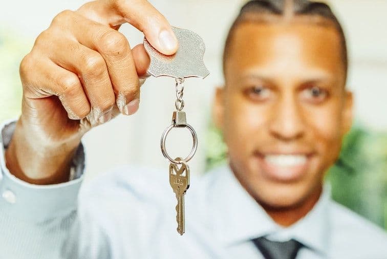 Sourcing Function: Trying to Resolve the In-House VS. an Agency Argument