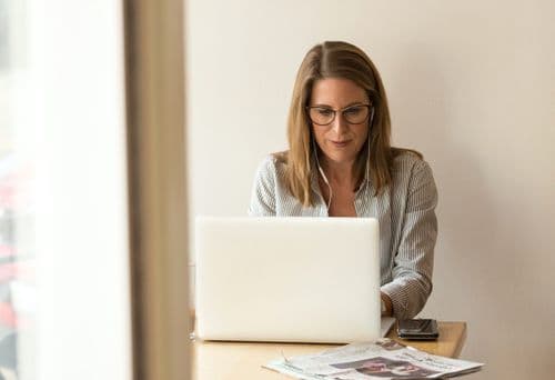 First Signs You Need a Sourcing Team in Your Organization