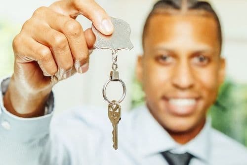 Sourcing Function: Trying to Resolve the In-House VS. an Agency Argument